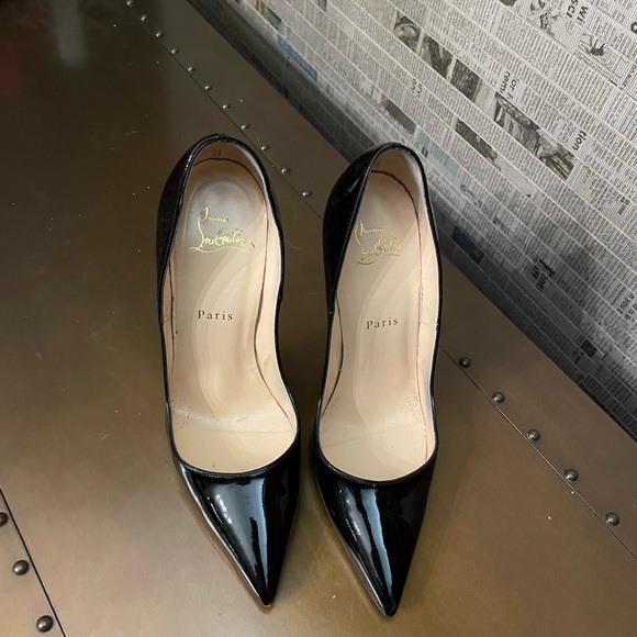 Christian Louboutin Leather Pumps - Picture 4 of 5